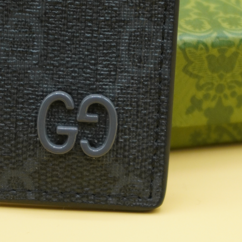 Gucci Grey trim GG card case